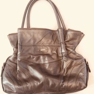 JUNIOR DRAKE GUNMETAL SILVER LEATHER SHOULDER BAG